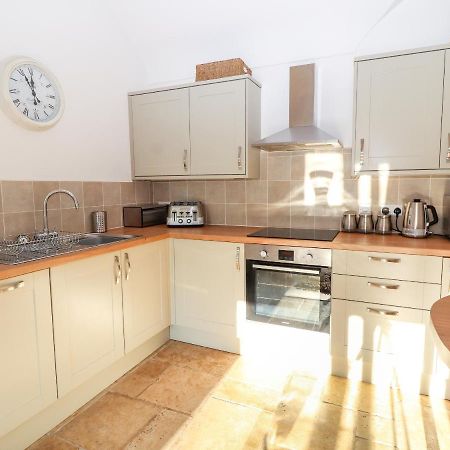 Well View Cottage Тарпорли Екстериор снимка