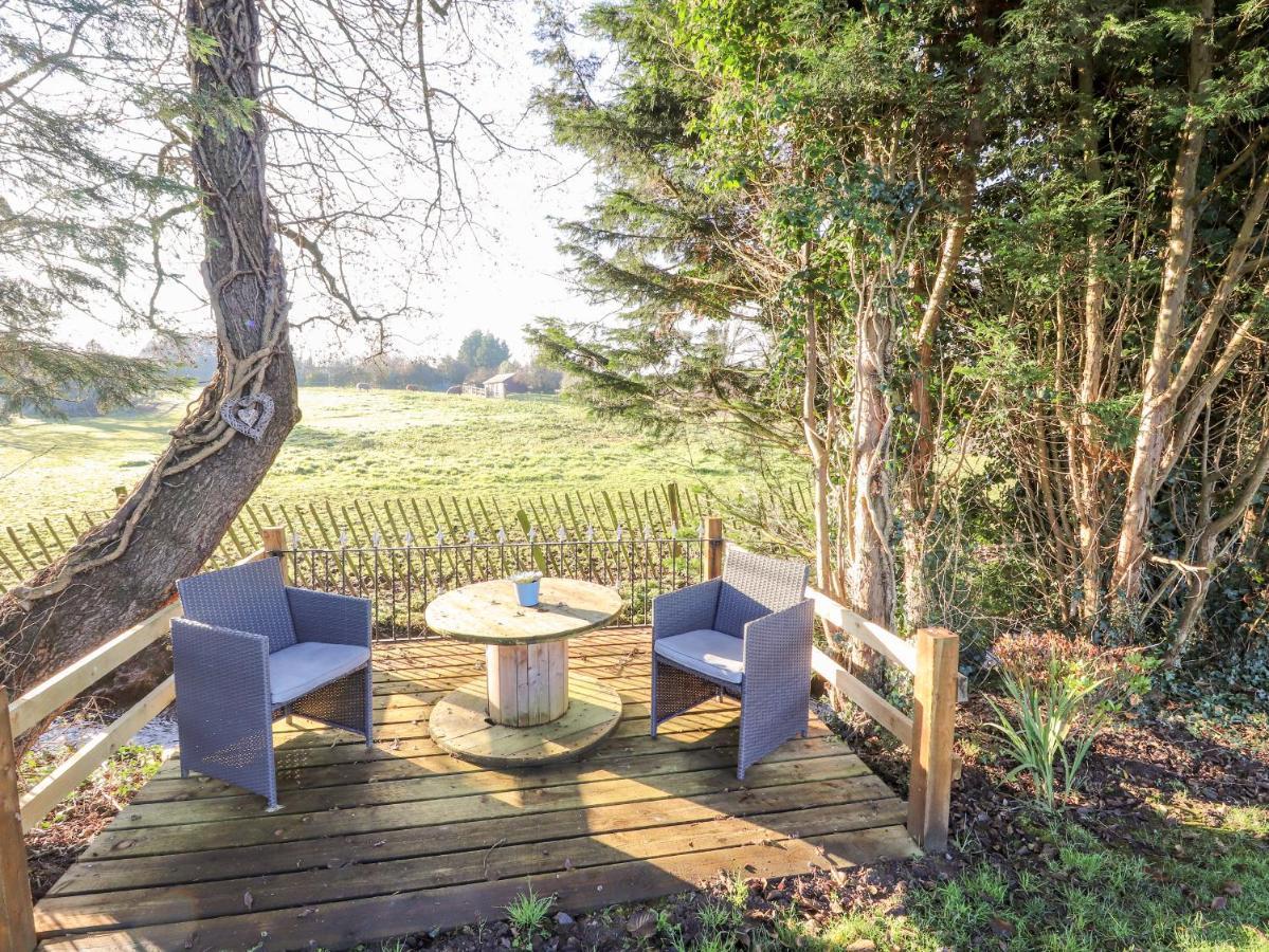 Well View Cottage Тарпорли Екстериор снимка